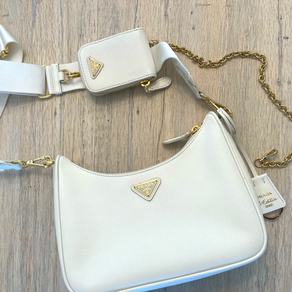 Prada Re-Edition 2005 Saffiano leather bag